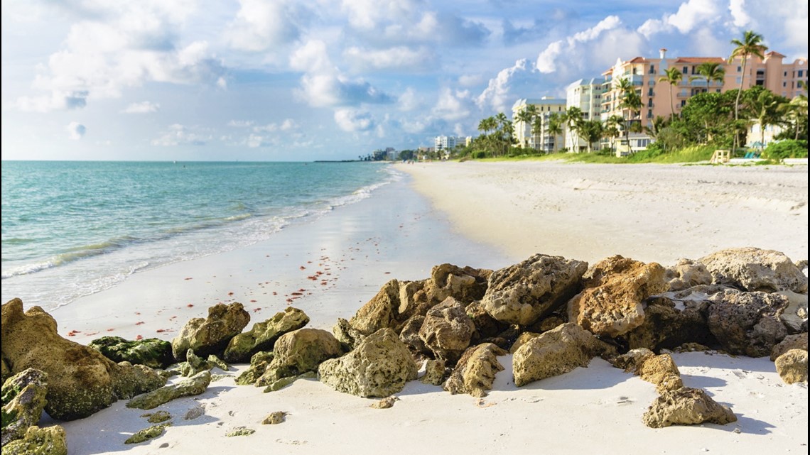 Lake House or Beach House? Here Are the Best Towns to Live by the Water