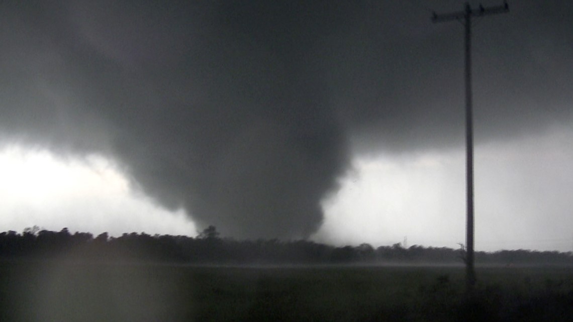 What are your chances of getting hit by a tornado?