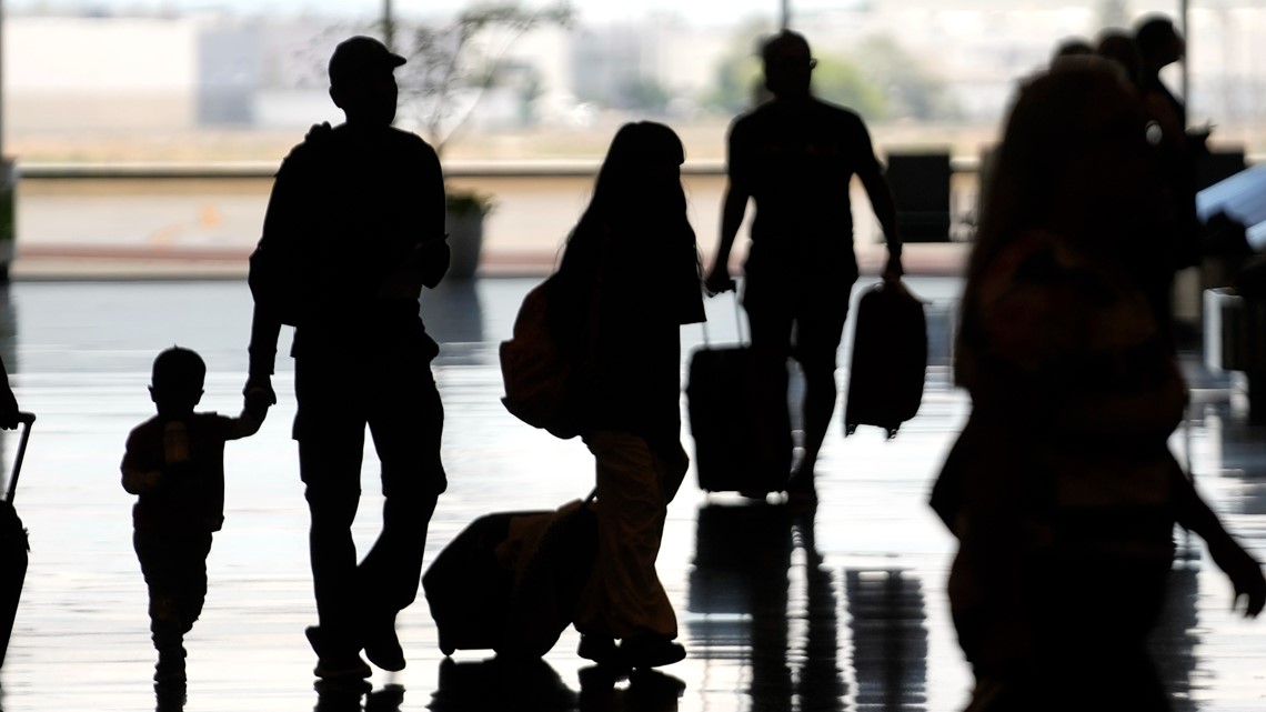 Labor Day weekend expected to be busy for travel Labor Day weekend expected to be busy for travel