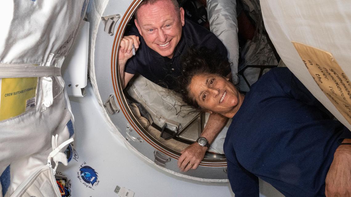 NASA decides to maintain 2 astronauts in area till Feb.