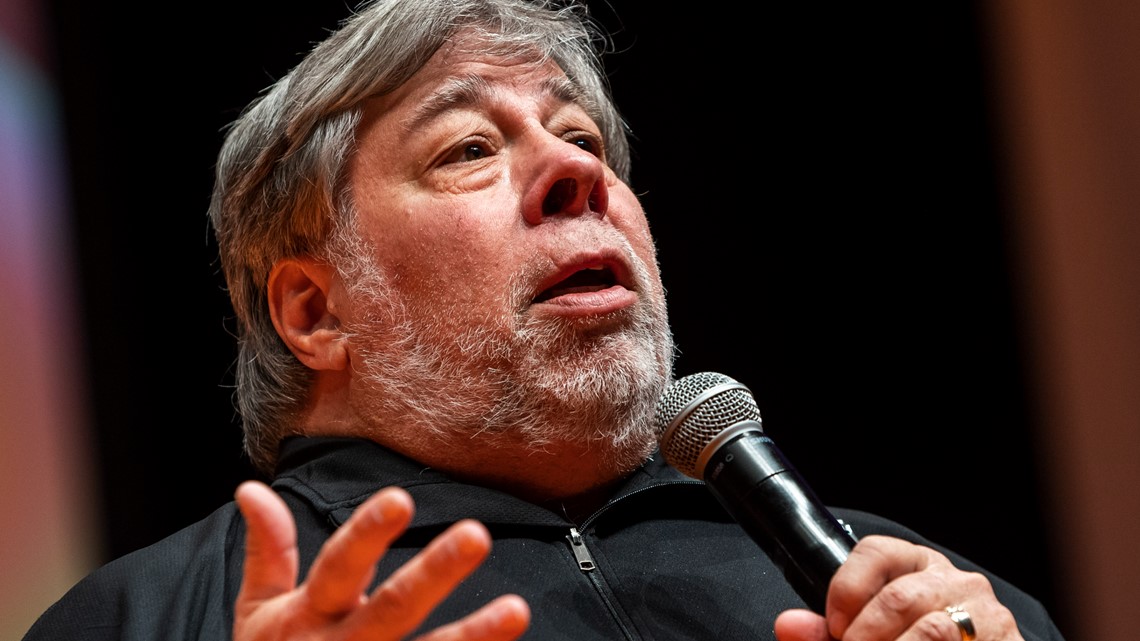 Apple co-founder Steve Wozniak hospitalized after minor stroke