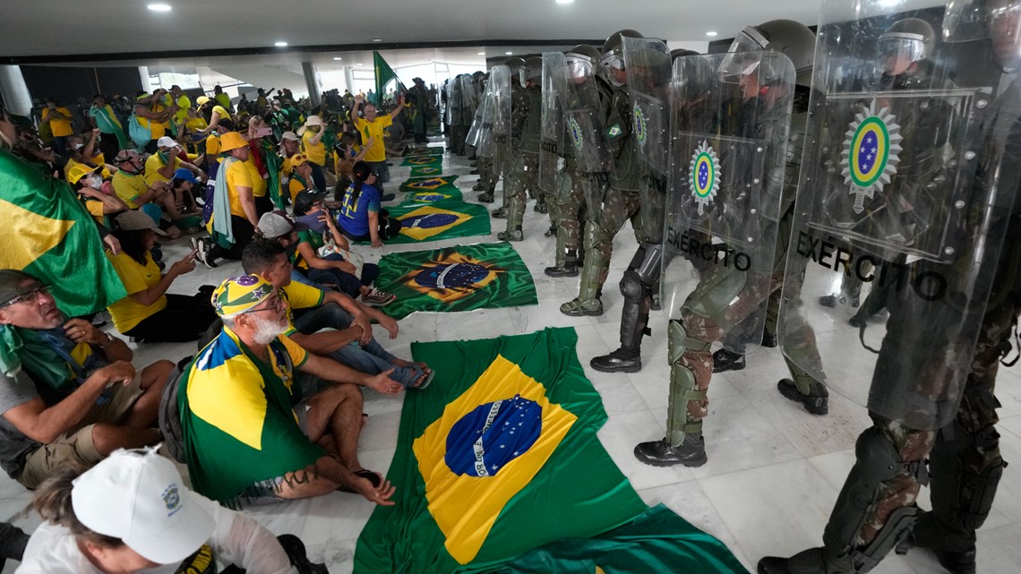 Pro-Bolsonaro crowd storms Brazil’s Congress