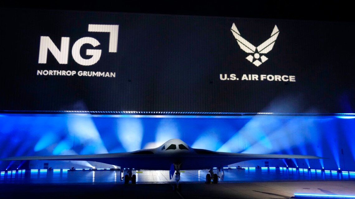 Defense chief says military will keep COVID vaccine mandate Defense chief says military will keep COVID vaccine mandate