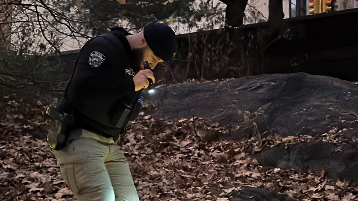 UnitedHealthcare CEO taking pictures: Seek for gunman heads into 4th day