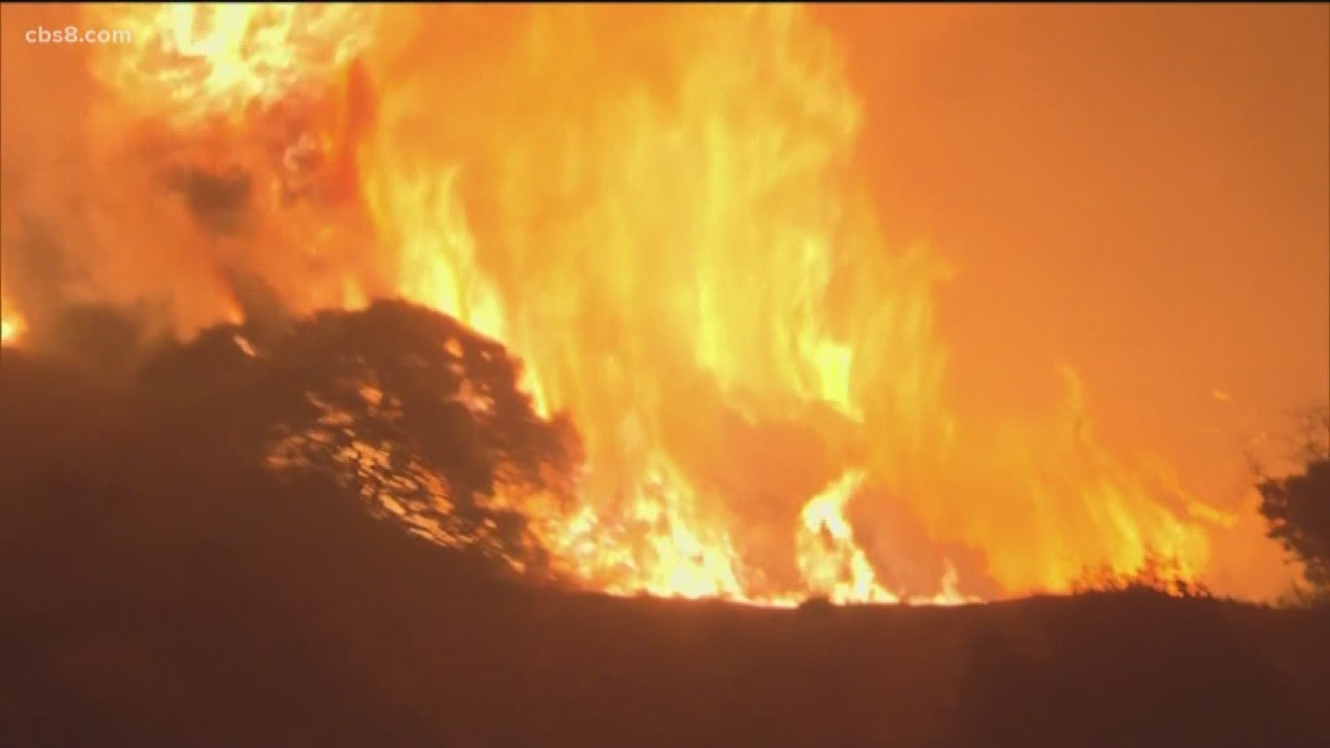 Saddle Ridge Fire burning in Granada Hills, Porter Ranch, Sylmar blackens 4,600 acres.