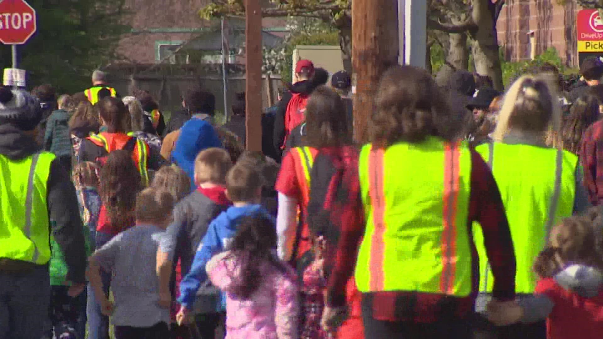 Five school districts and several Pierce County cities and towns participated in what the city of Puyallup called the biggest lahar drill in the country on Friday.