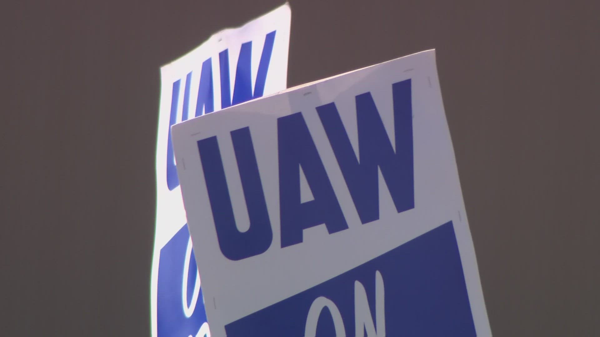 Union workers started showing up at their union hall Thursday night to prepare to form a picket line.
