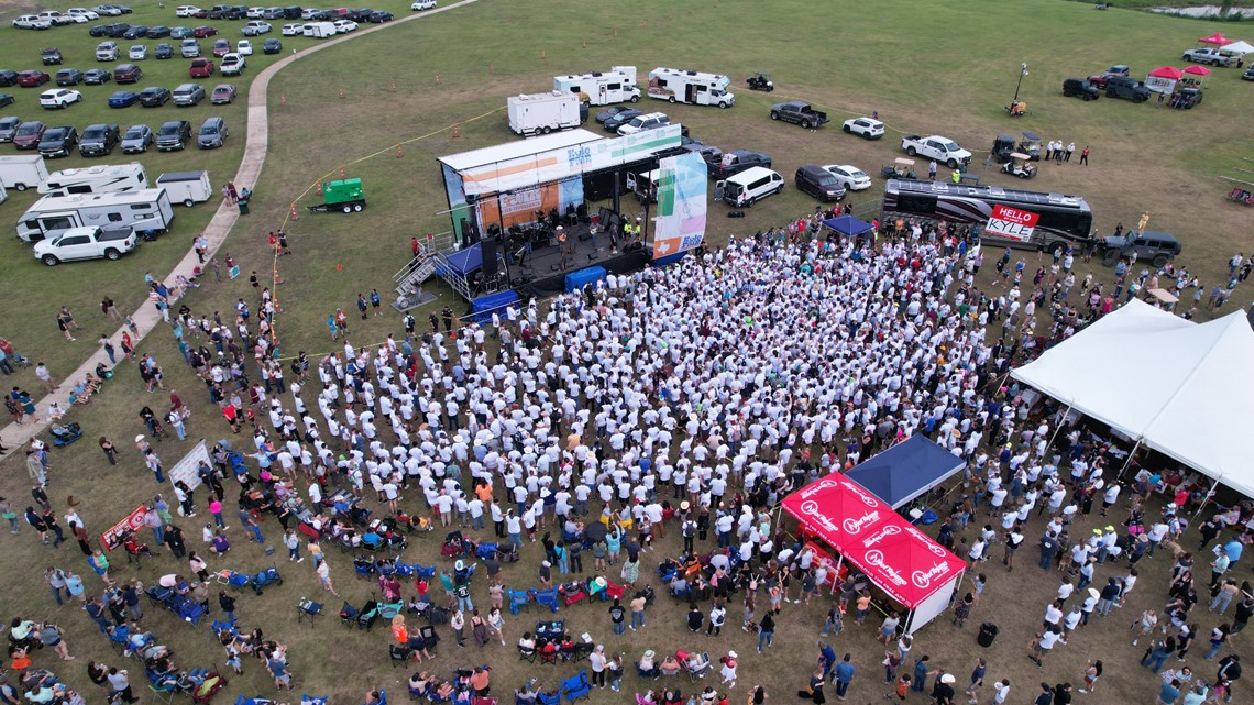 Kyle, Texas falls short of breaking world record - Vimarsana News