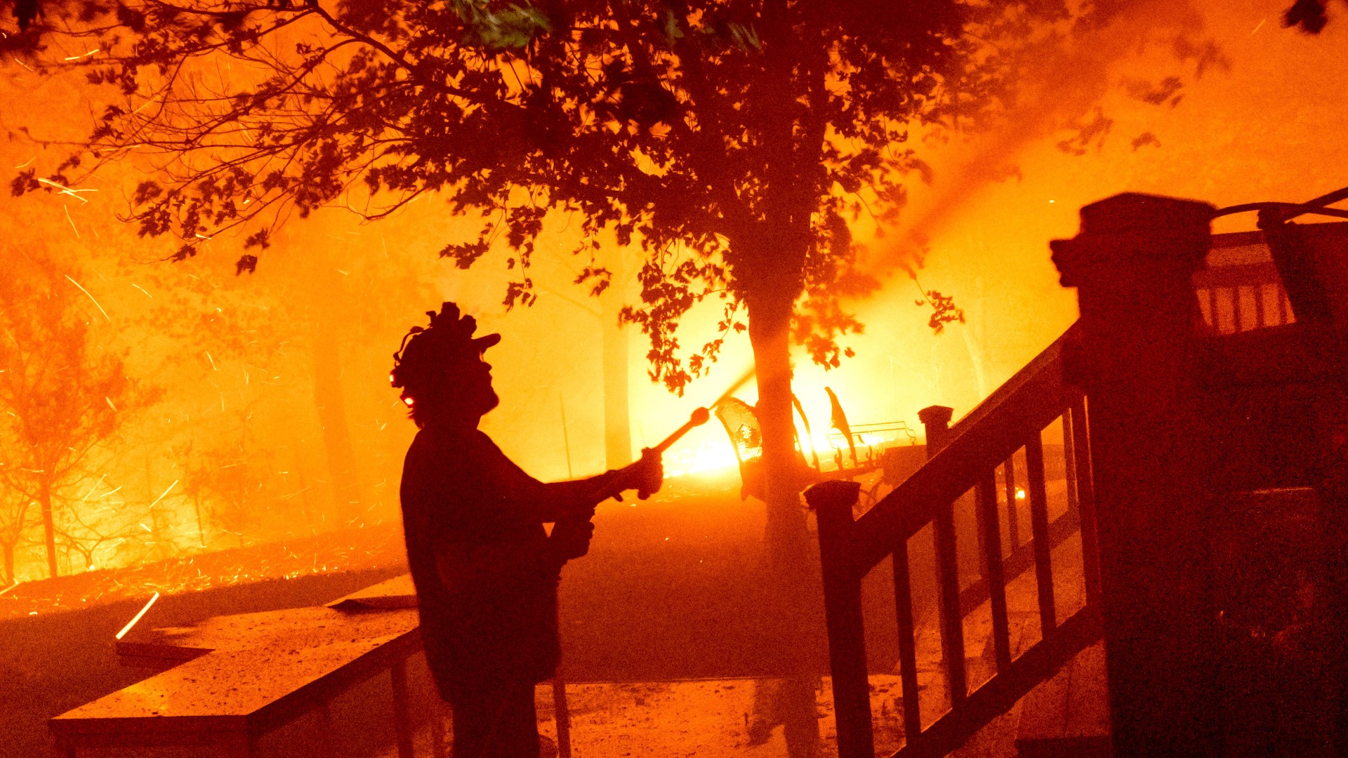 LNU Lightning Complex Fire Maps, Road Closures