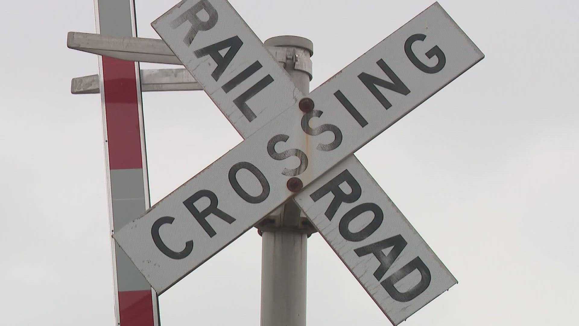 The Midwest corridor will connect Chicago and Pittsburgh through Columbus and Fort Wayne, Indiana.