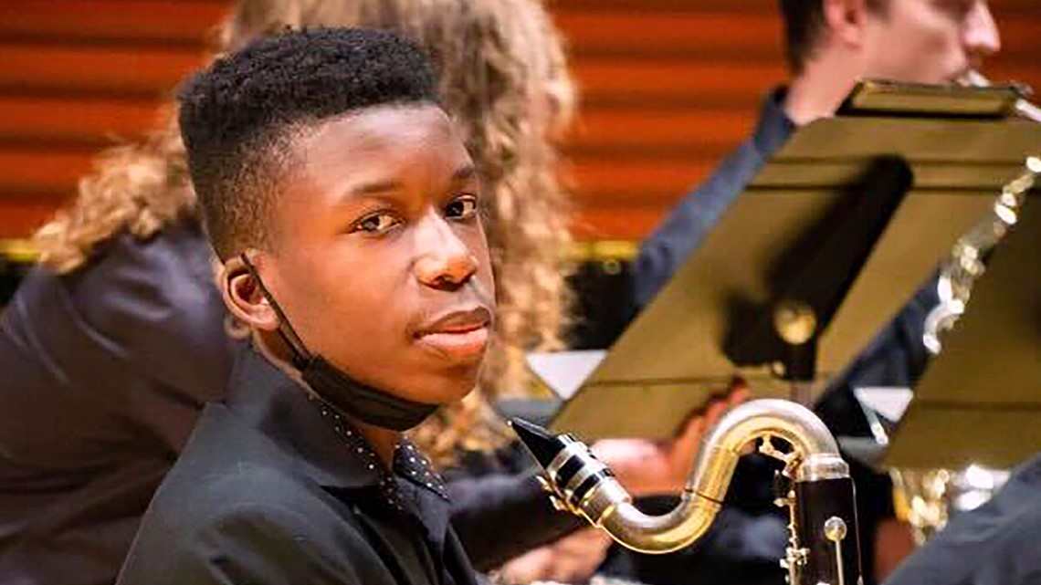 Ralph Yarl shooting: Black teen shot after going to wrong house