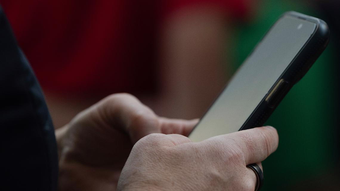 Central Ohio officials issue warning about scam texts involving unpaid parking, toll fines