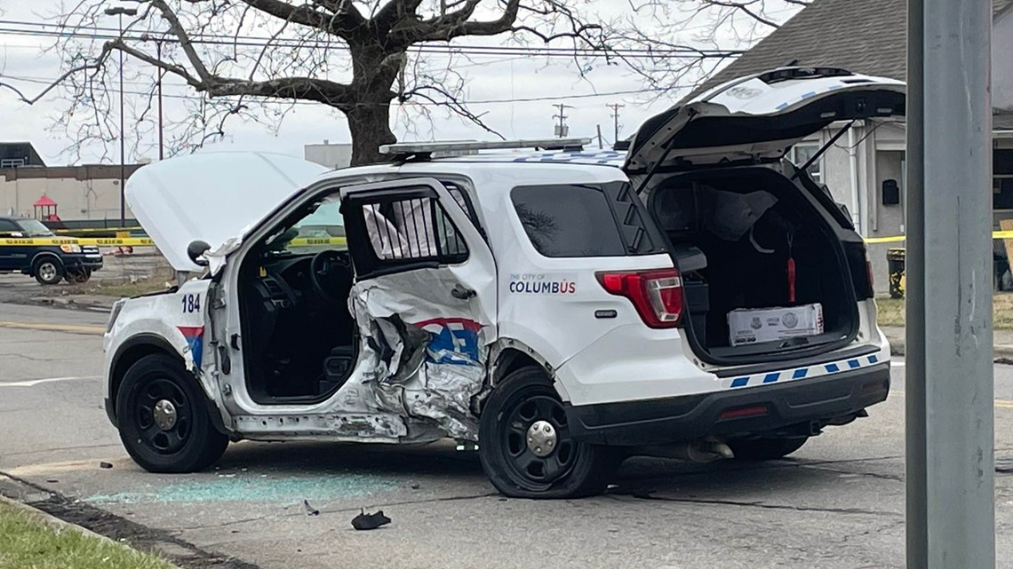 Officer injured after juveniles driving stolen Kia hits cruiser | wtol.com