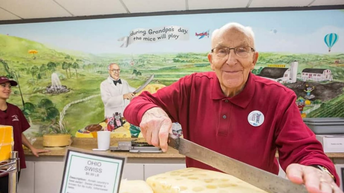 'Grandpa' Baum from Grandpa's Cheesebarn dies at 93 - Vimarsana News