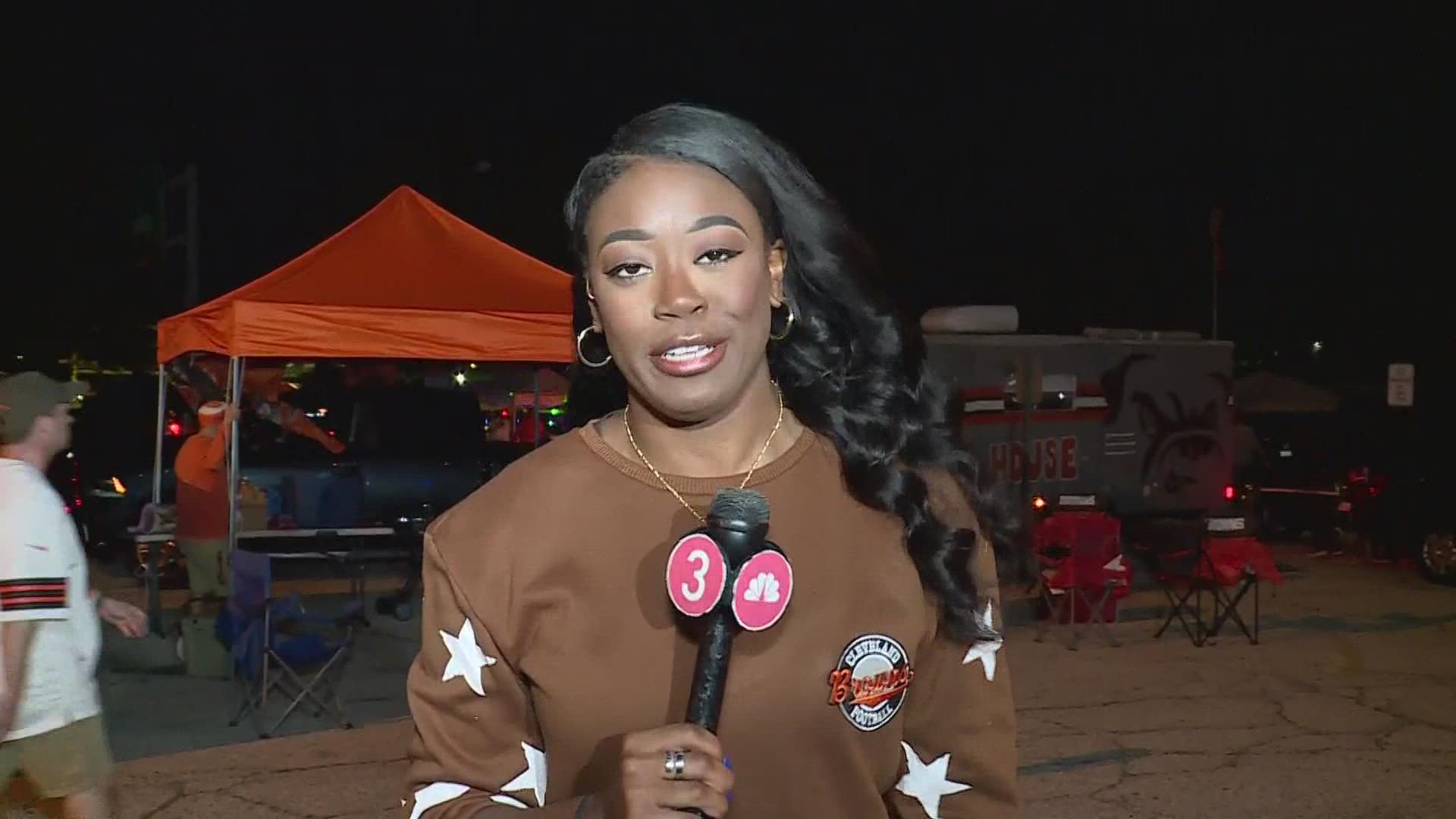3News' Kierra Cotton visited the Muni Lot ahead of the Cleveland Browns' home opener at FirstEnergy