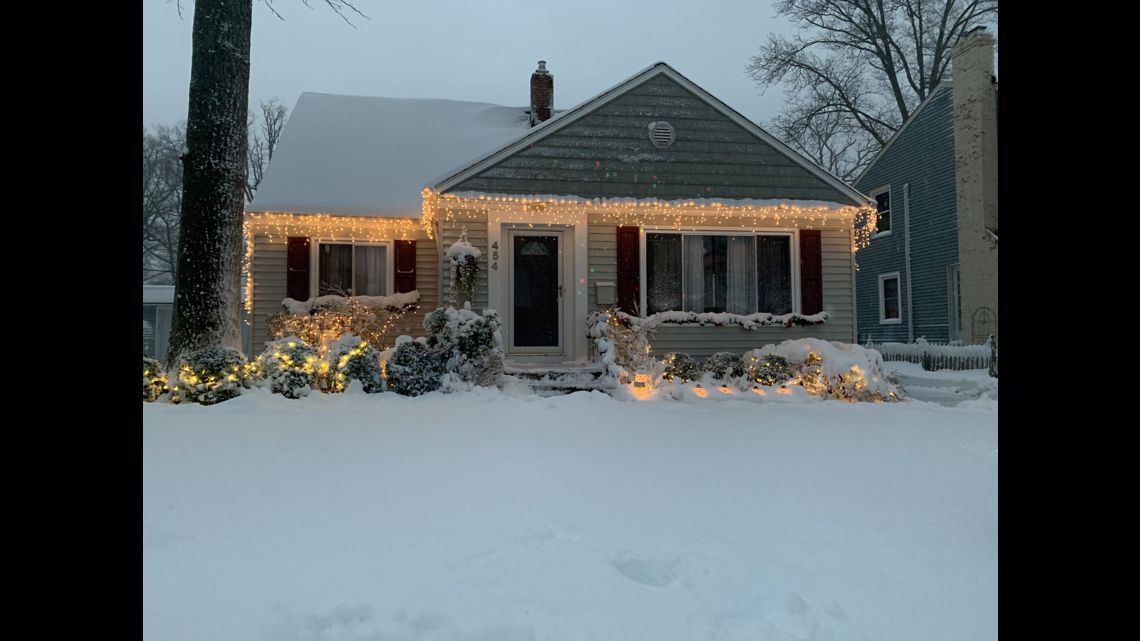 Christmas displays in Northeast Ohio: Show off your decorations | wtol.com