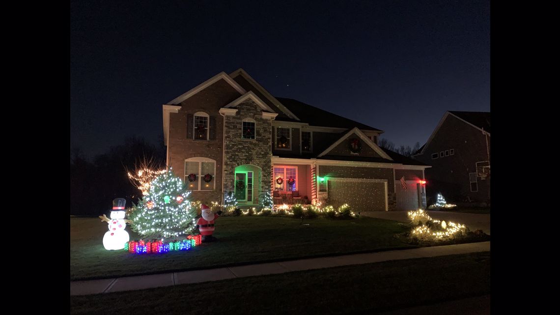 Christmas displays in Northeast Ohio: Show off your decorations | wtol.com