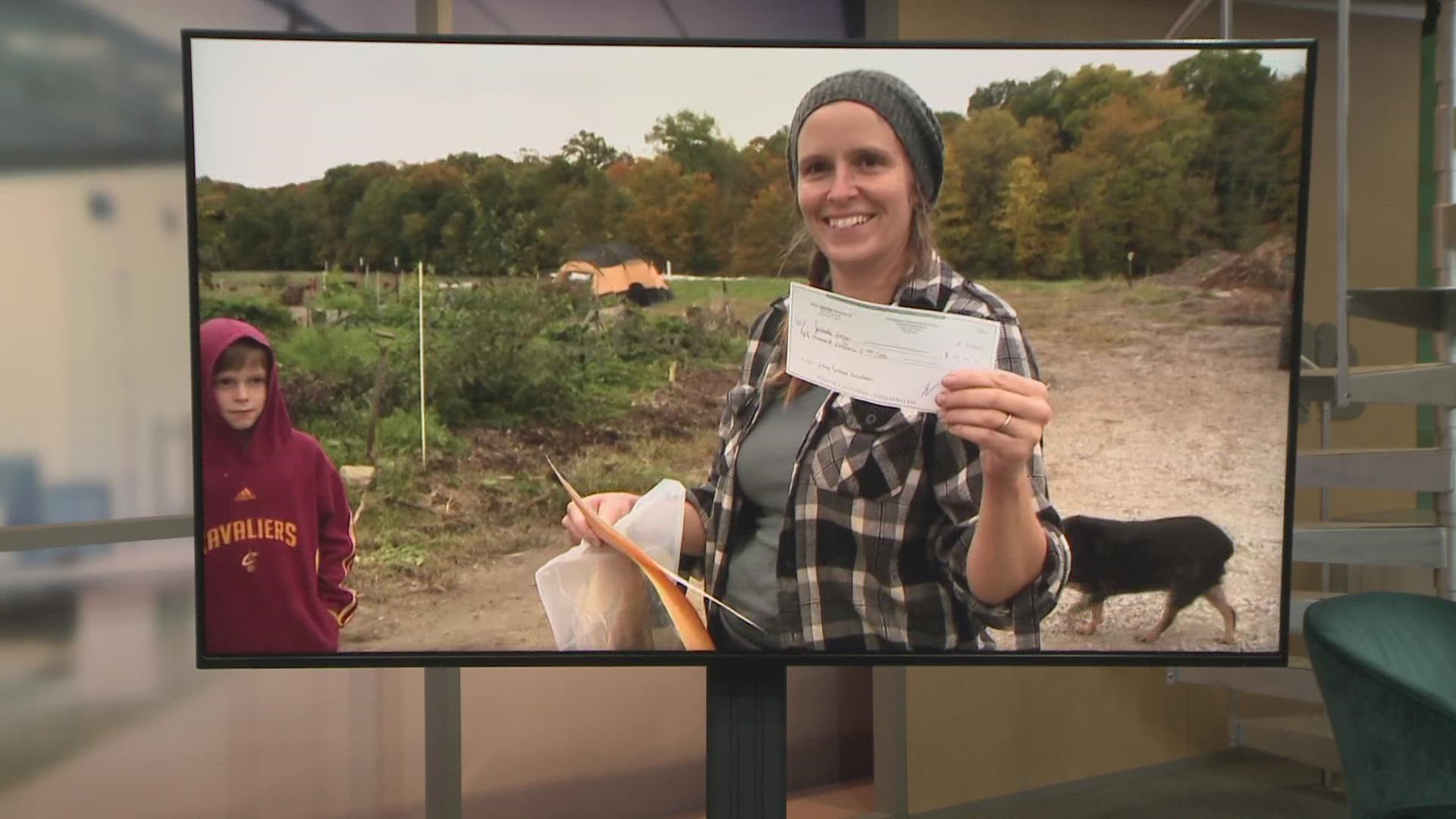 Congratulations to Janelle Soja, who took first prize in the Johnny Appleseed Organic Gardening Invitational.