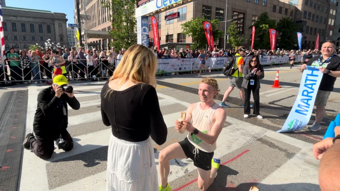 Defending Cleveland Marathon champion repeats title — then gets engaged