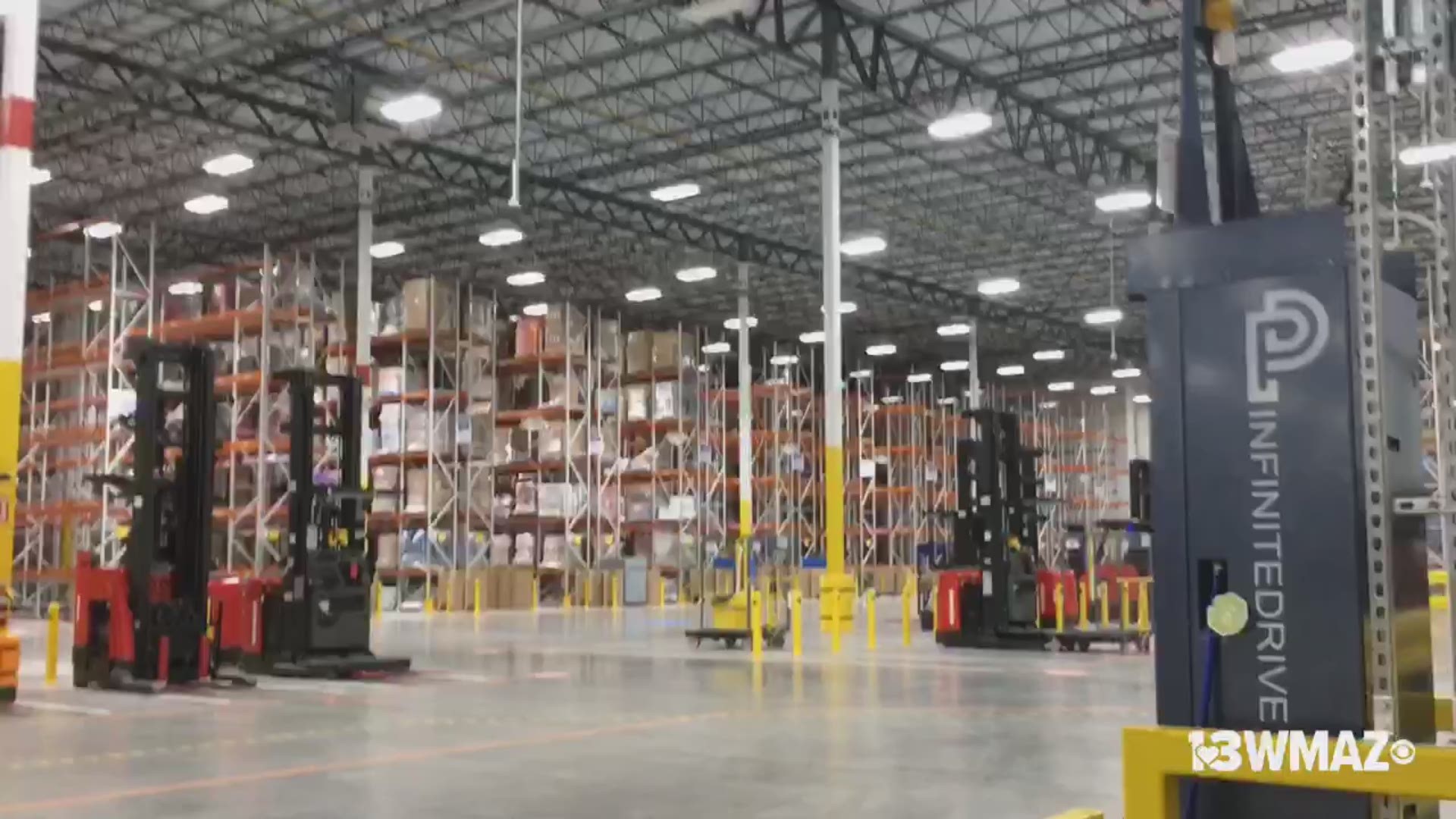 Inside The Amazon Fulfillment Center Wtol Com
