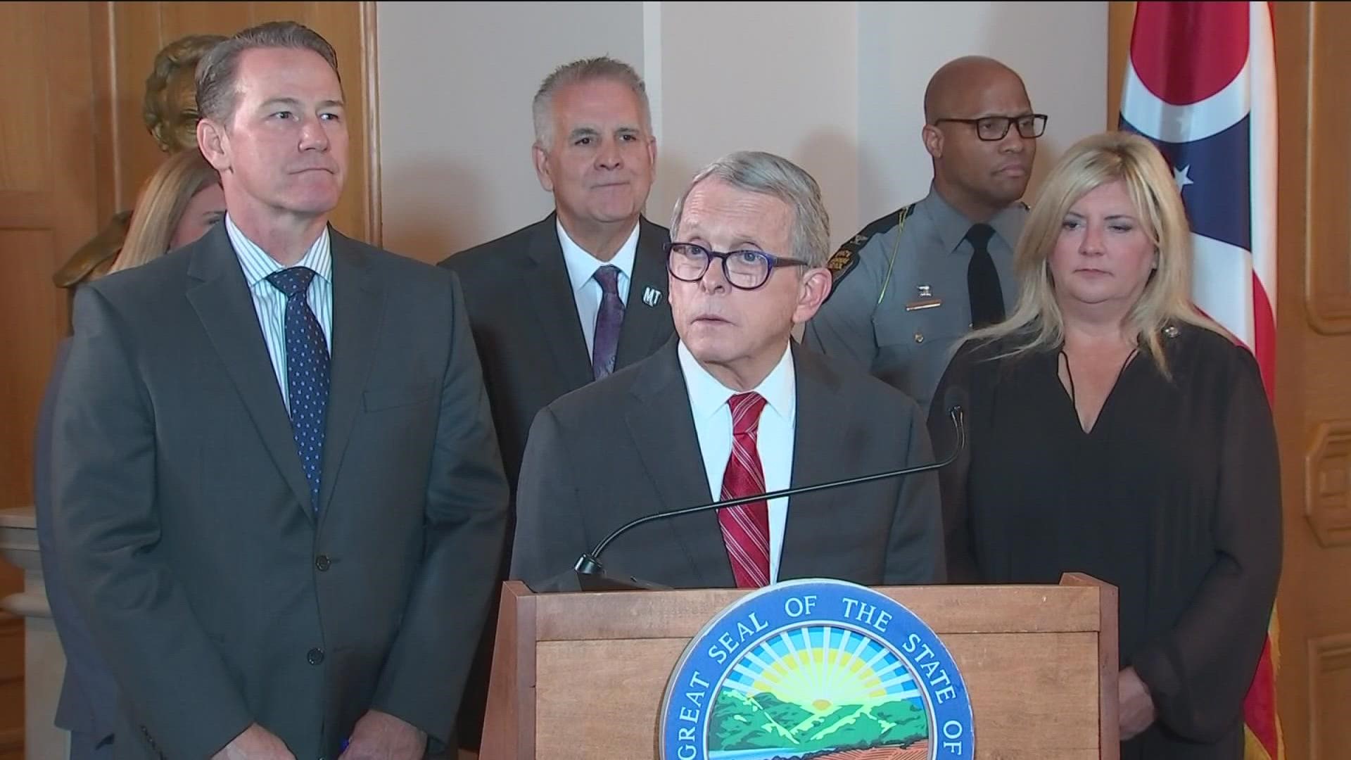 Ohio law now permits hidden knives, possession of brass knuckles