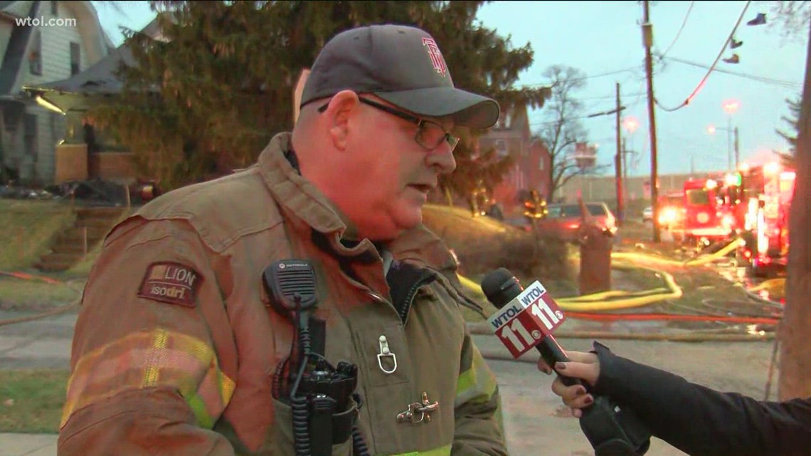 Fire in central Toledo leaves two injured Tuesday morning
