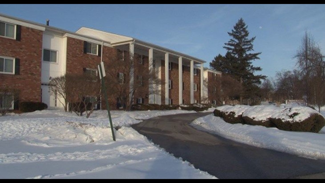 Lucas County Commissioners move forward with plan to purchase and demolish occupied apartment