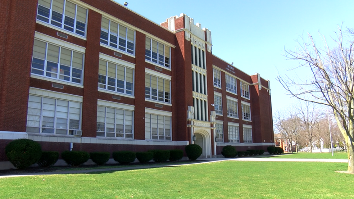 Historic Defiance High School building to be demolished | wtol.com
