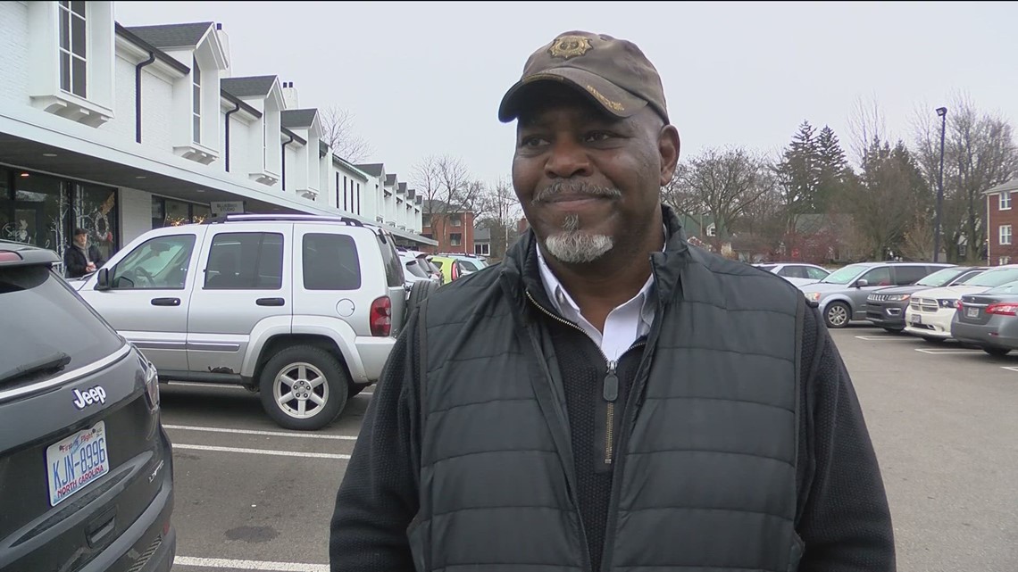 Former Toledo mayor, Buffalo Soldiers president talk gun violence - Vimarsana News