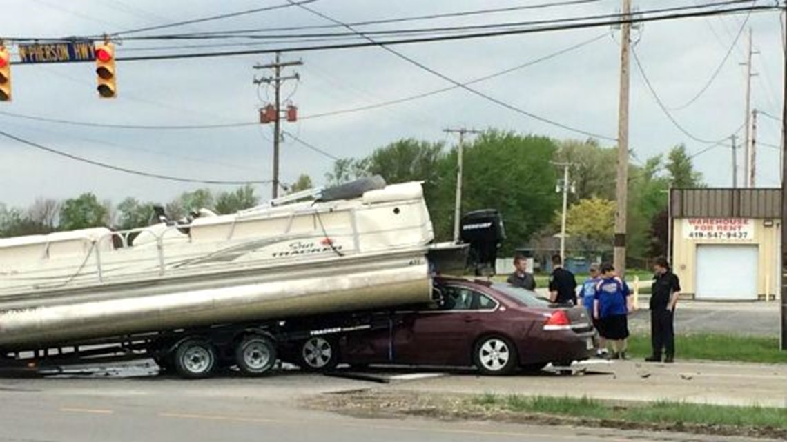Driver flown to hospital after Clyde accident