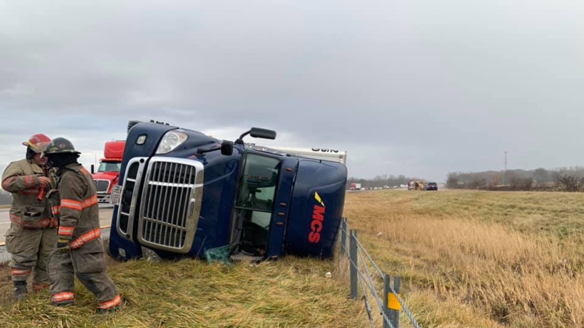 Police: Rollover semi crash on US 23 caused by high winds | wtol.com