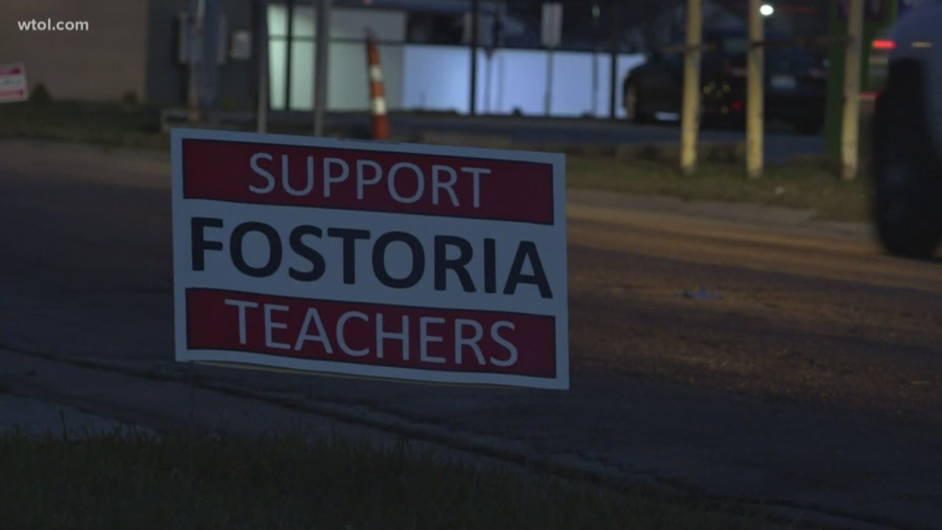After a months-long standstill in negotiations, Fostoria school board members approved an agreement that once again allows educators to work with a contract.