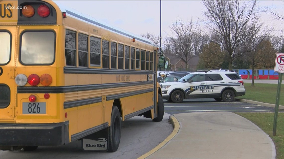 TPS school resource officers step in to help student in crisis | wtol.com