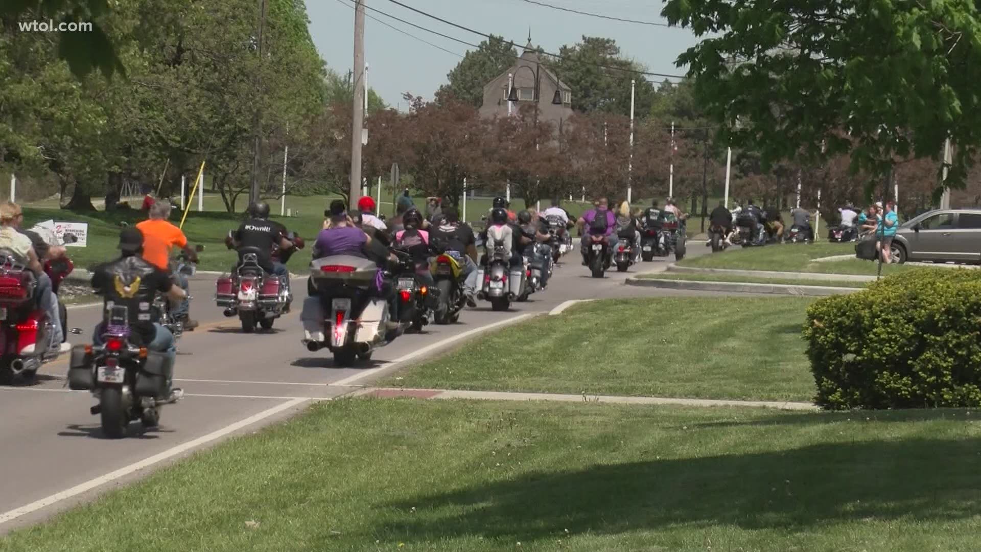 Hundreds of riders rode their bikes through the streets of Toledo to honor the life of 34-year-old Rachel Ciralsky, who died in a crash last June.