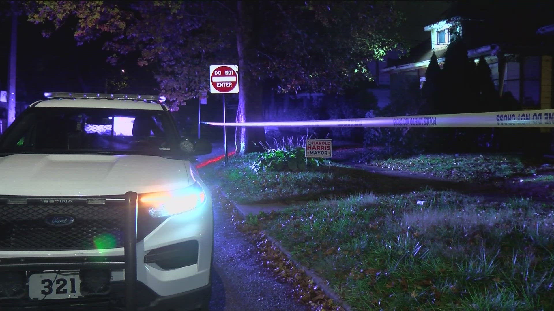 Toledo police: Woman shot in leg at home | wtol.com
