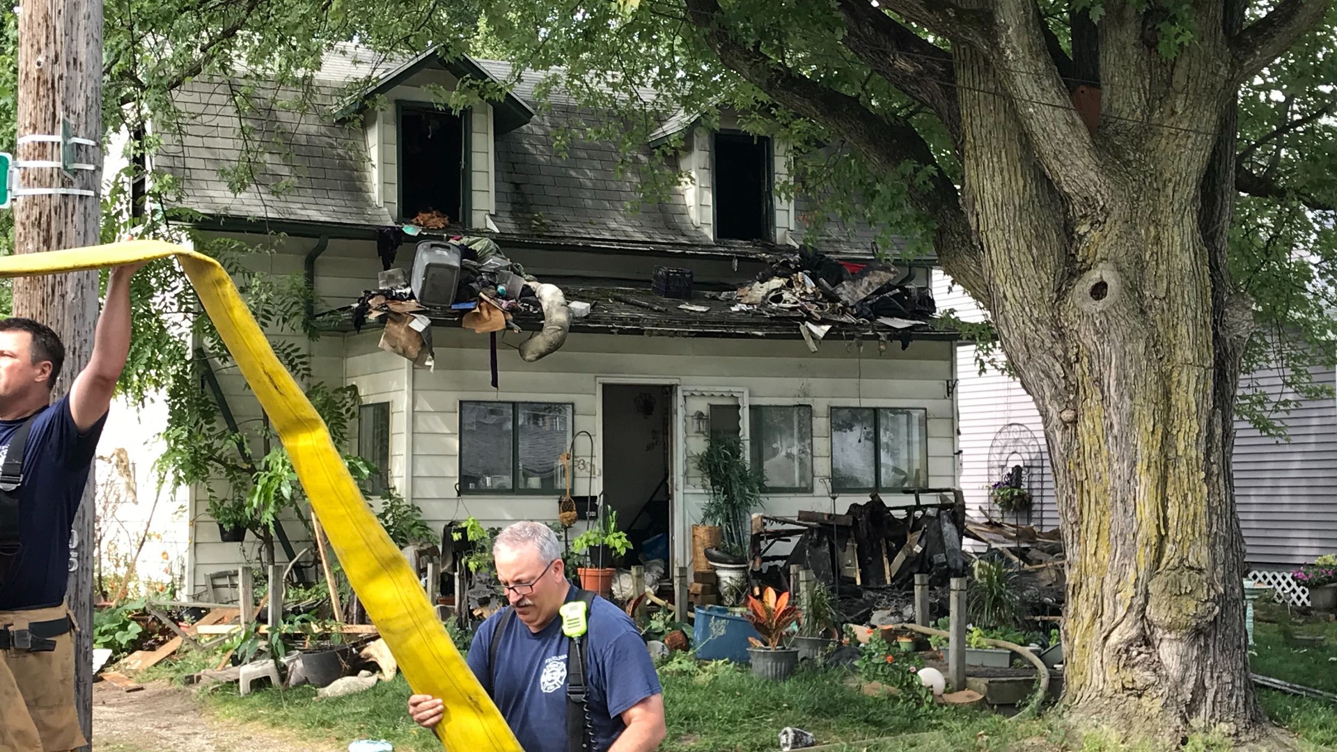 Crews Fight Fire On Main St. In Sylvania | Wtol.com