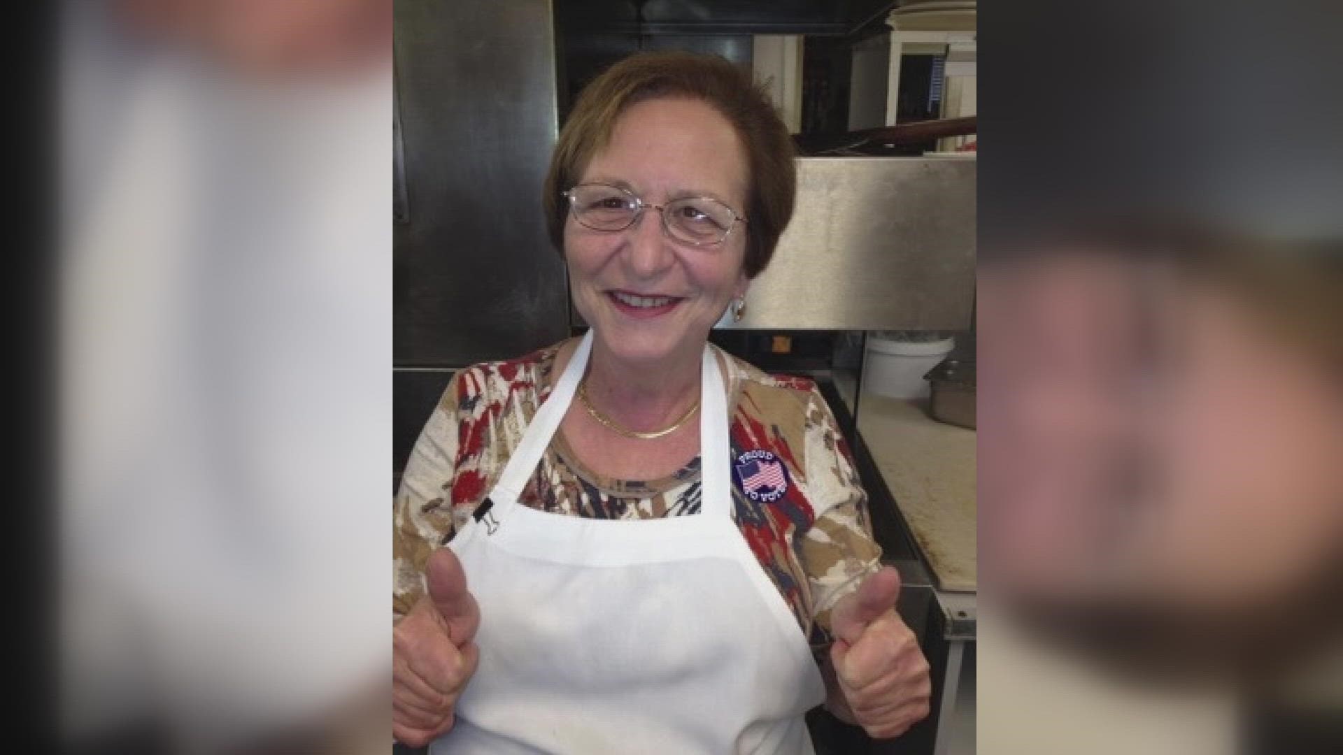 After nearly 30 years in business, Lena's Pizza & Italian Restaurant, family, friends, and community said their goodbyes but will keep Lena's spirit alive.