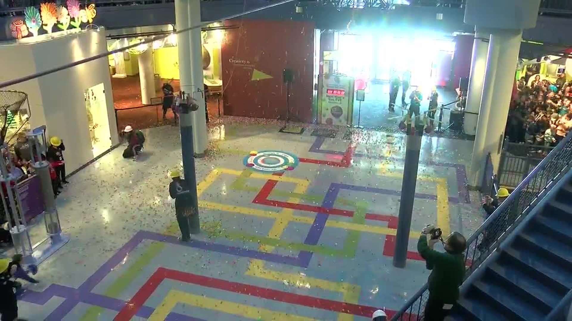 1000 bouncy balls