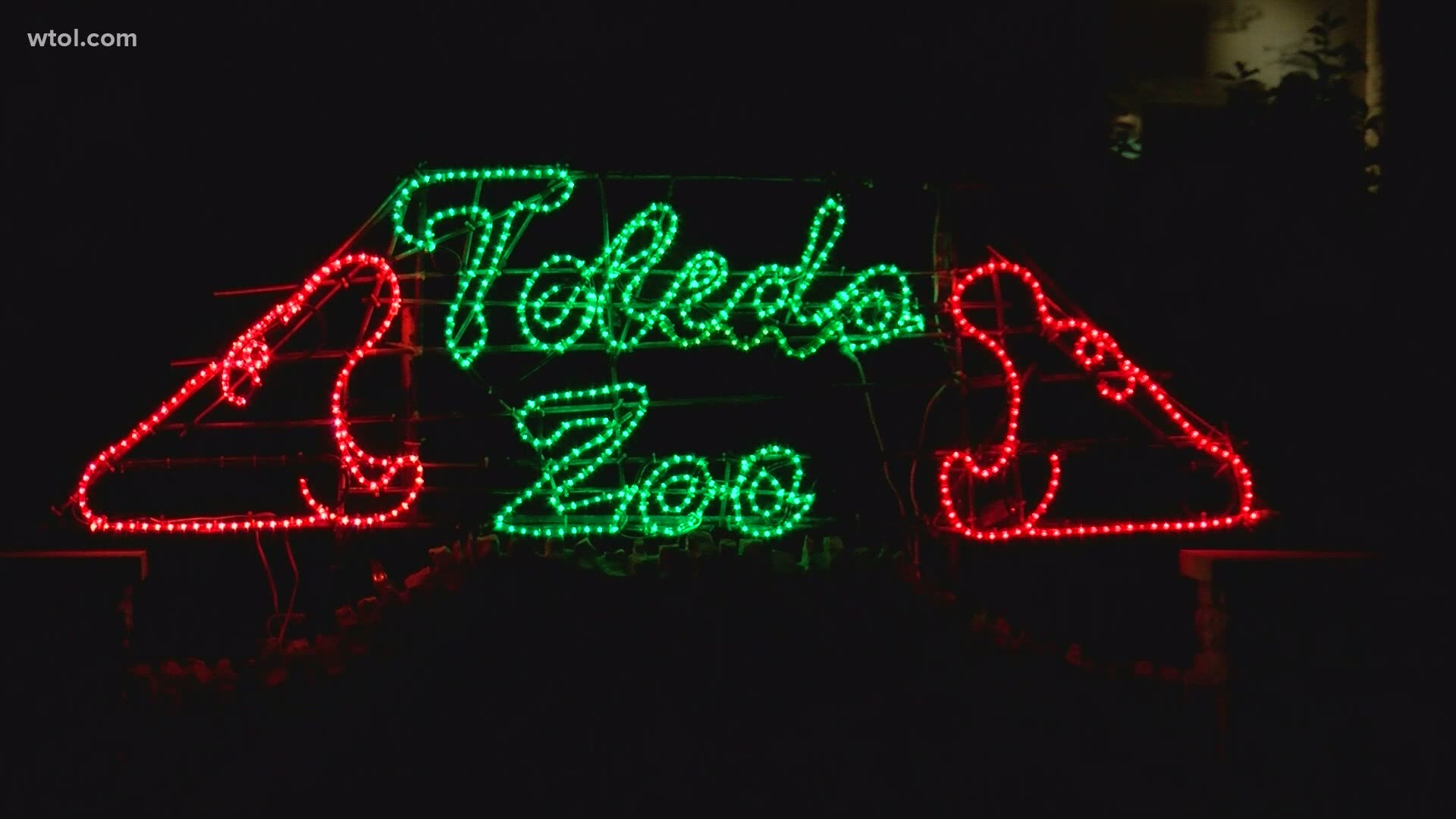 Toledo Zoo Lights Before Christmas has pandemic safety precautions in