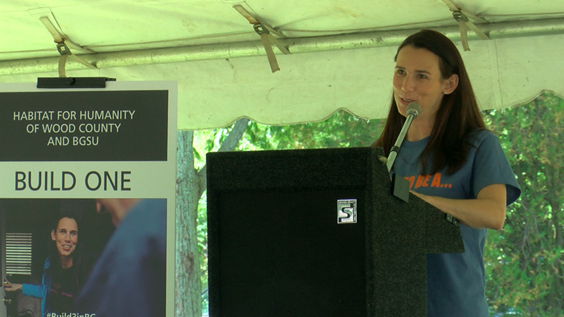 Habitat for Humanity breaks ground for the first time in Bowling Green