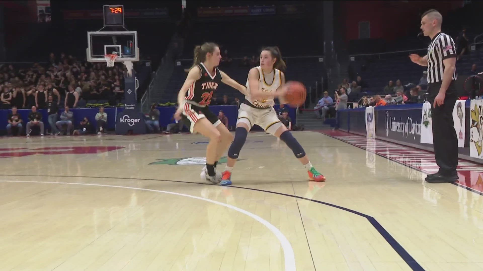 Toledo Christian beat New Middletown Springfield 57-29. The girls team will face New Madison Tri-Village on Saturday in the Division IV state championship.