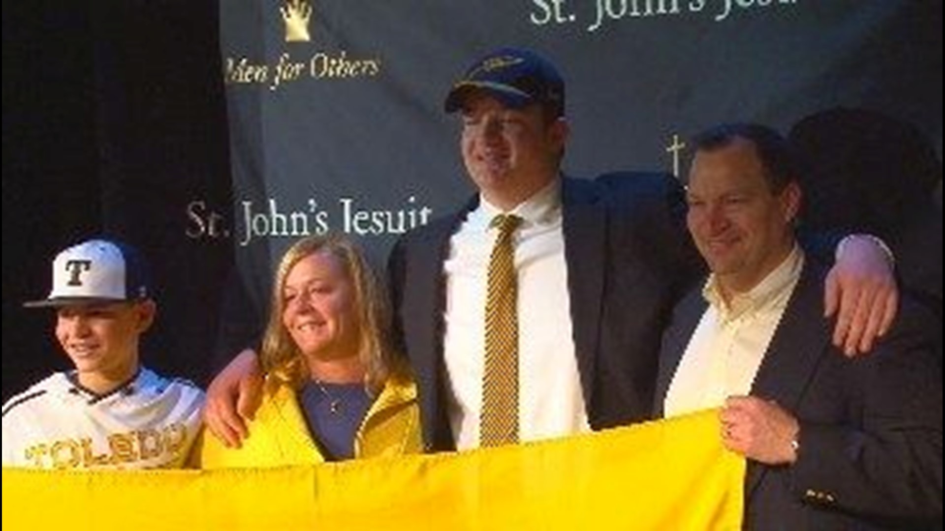 St. John's Mitch Berg signs with University of Toledo