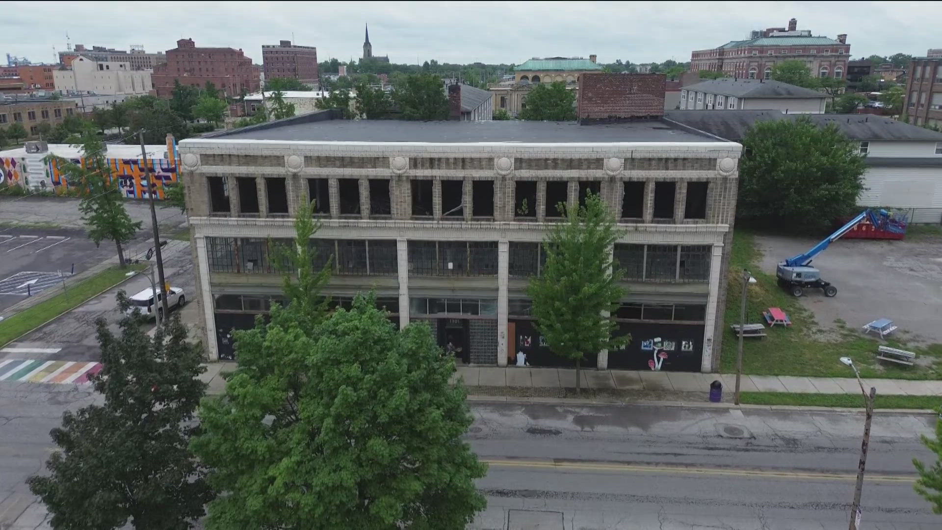 Beth Rose Real Estate and Auctions is auctioning off the building at 1301 Adams St., Toledo's first Ford automobile showroom and dealership.