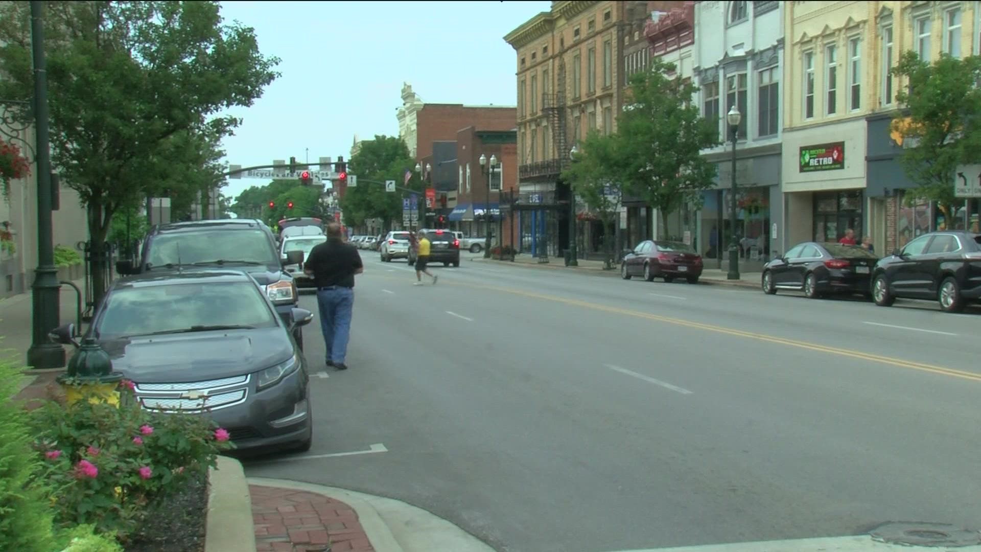 Designated Outdoor Refreshment Areas, or DORA, have become a big hit in northwest Ohio. Including Bowling Green, where city council is looking to expand.