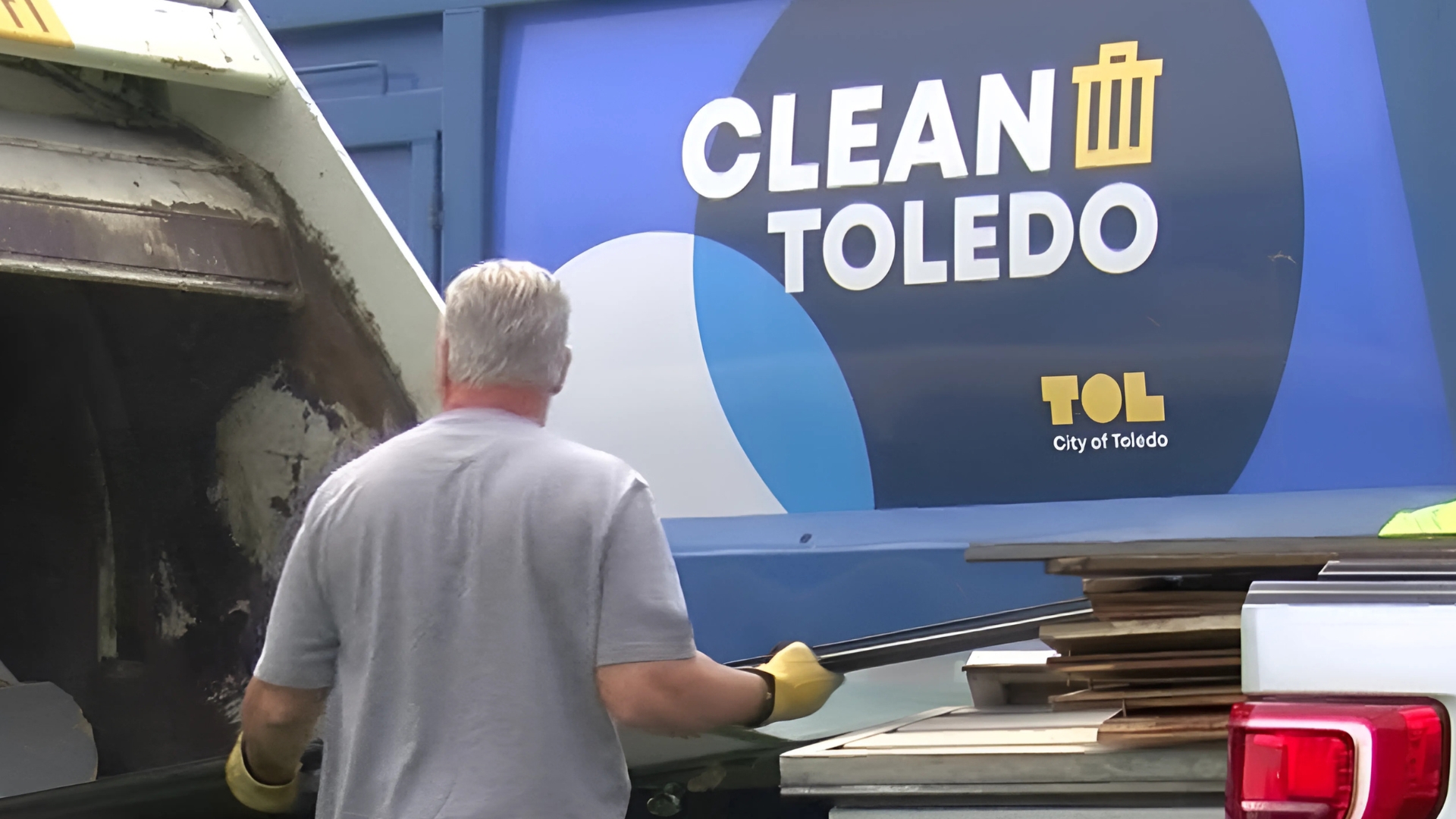 Clean Toledo is an initiative that aims to reduce landfill waste, and educate and assist with proper recycling. City officials share more details.