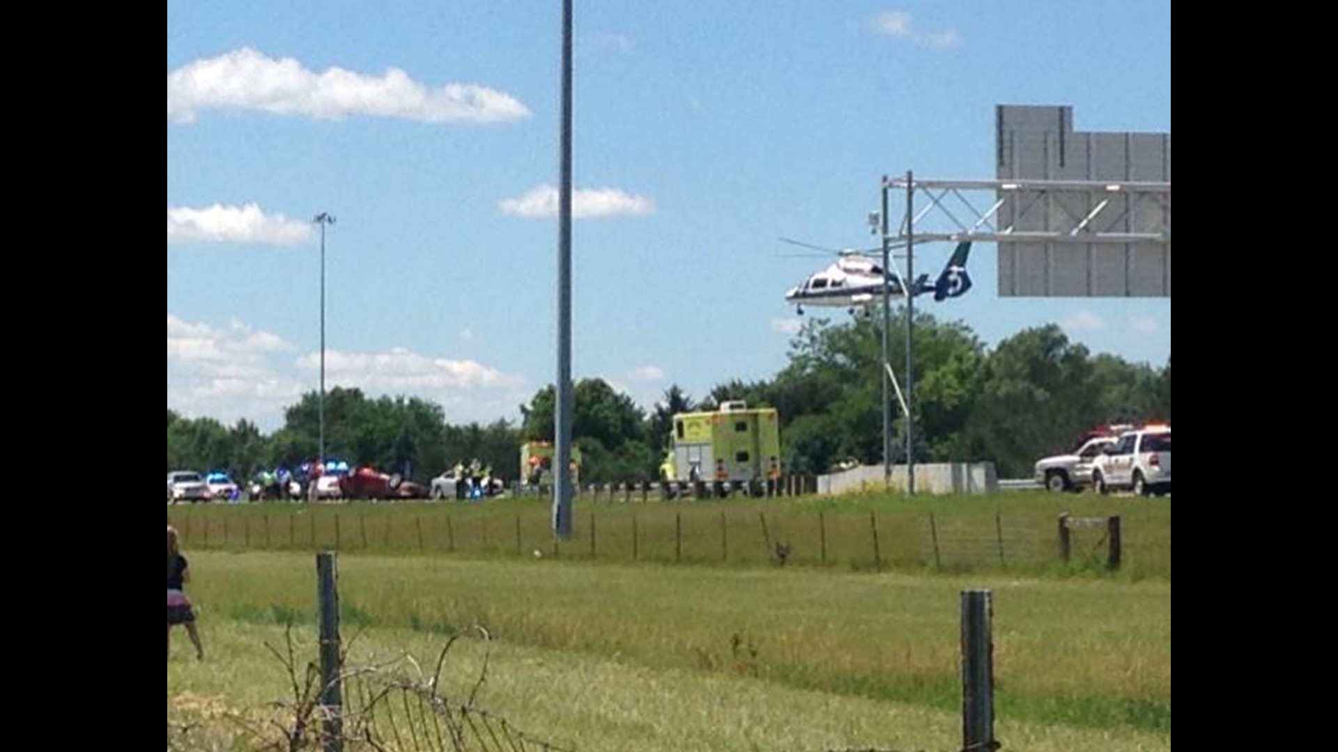 I-75 back open after rollover crash in Perrysburg | wtol.com