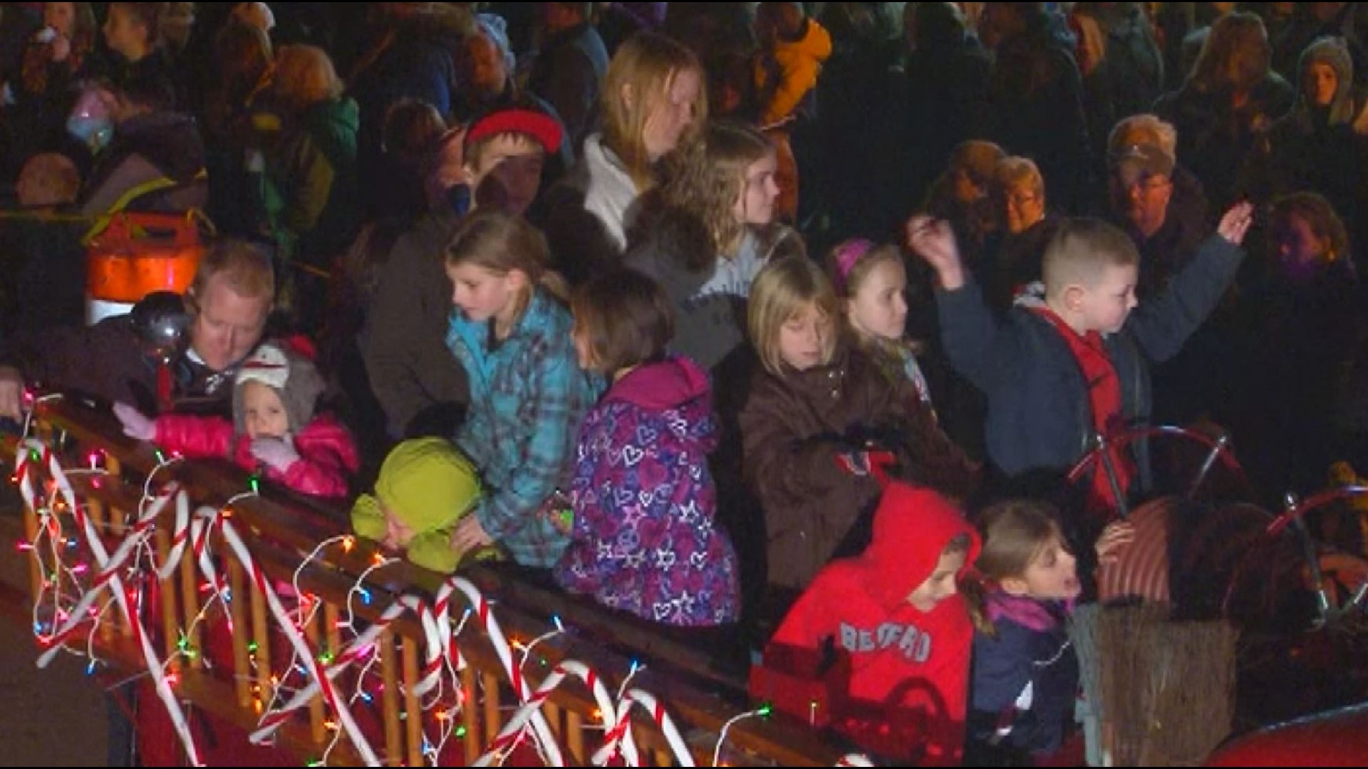 Ida Parade of Lights the biggest holiday light parade in midwest