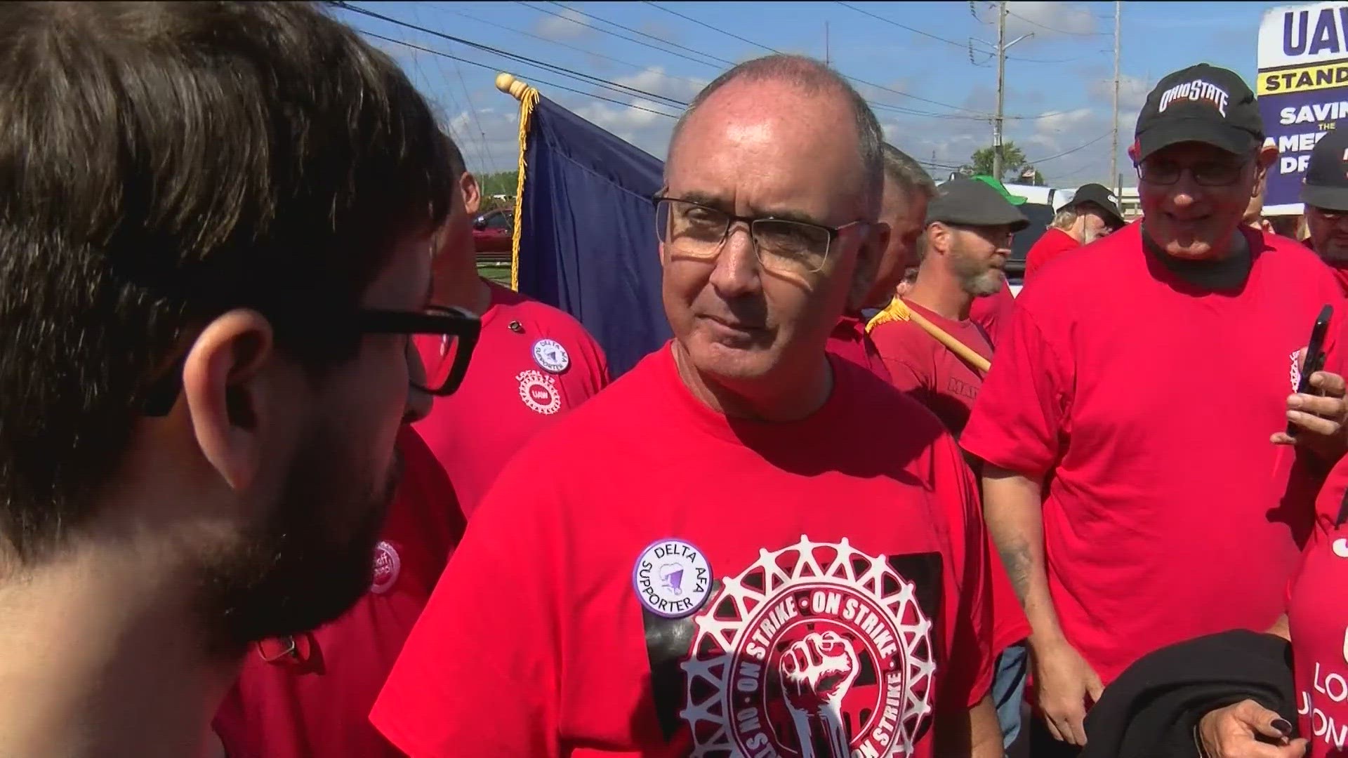 "We're willing to fight as long as it takes," Fain told the crowd at the picket line on Stickney Avenue on Saturday.