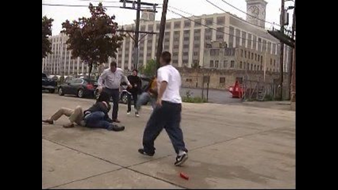 CAUGHT ON TAPE Fight erupts at construction site