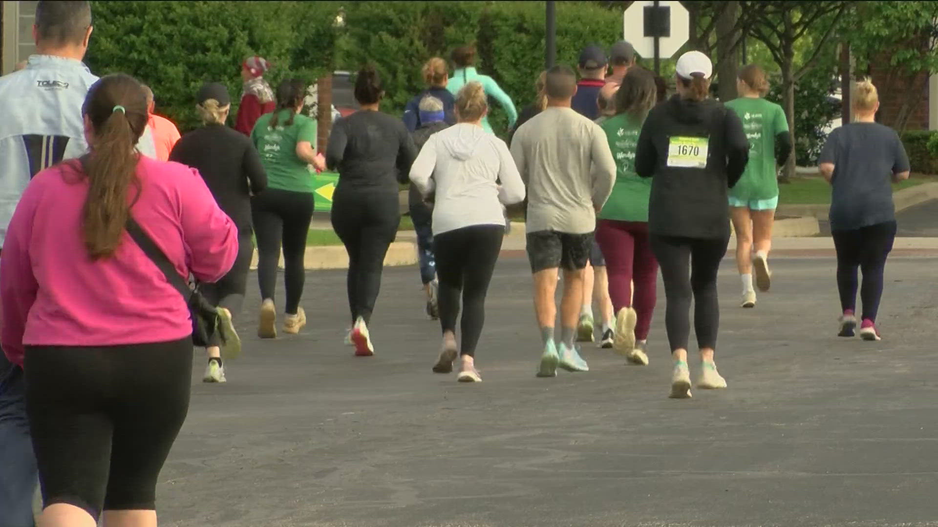 WTOL 11's very own Chris Vickers emceed the race